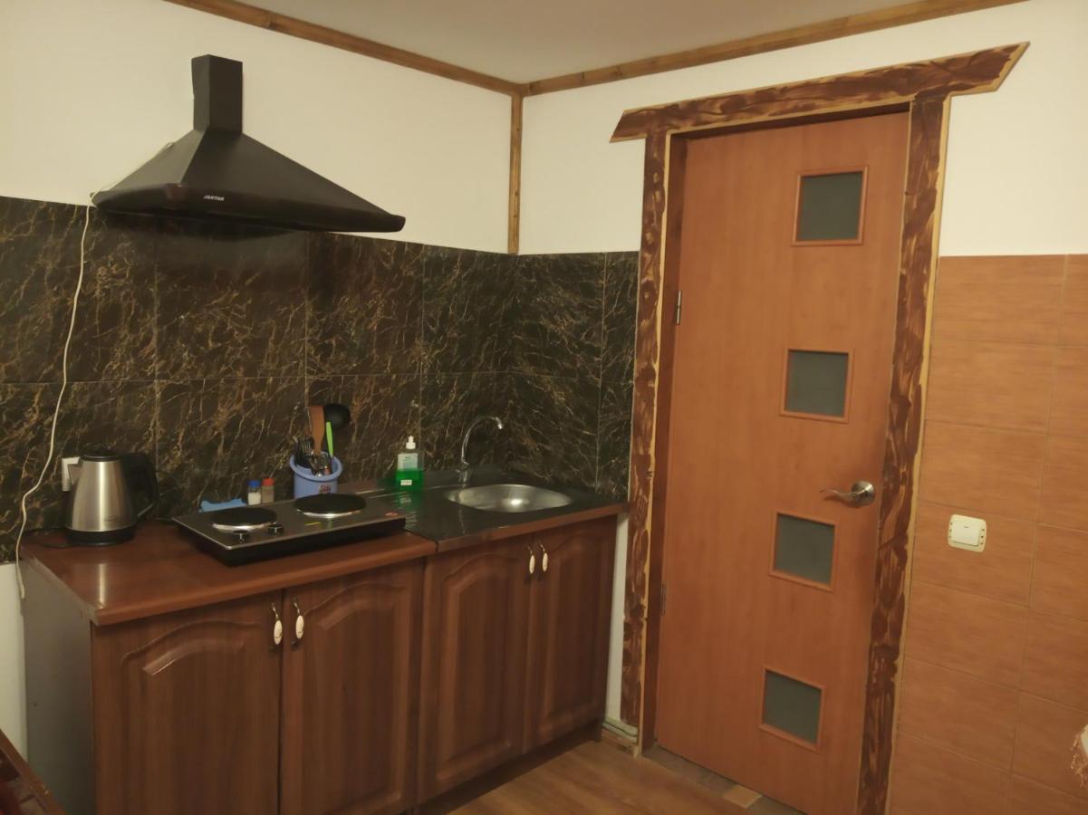 Верховинський Котедж Bukovets Ngoại thất bức ảnh