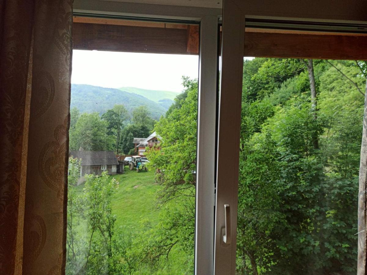 Верховинський Котедж Bukovets Ngoại thất bức ảnh