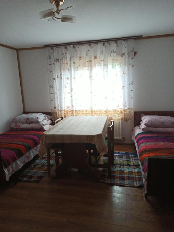Верховинський Котедж Bukovets Ngoại thất bức ảnh