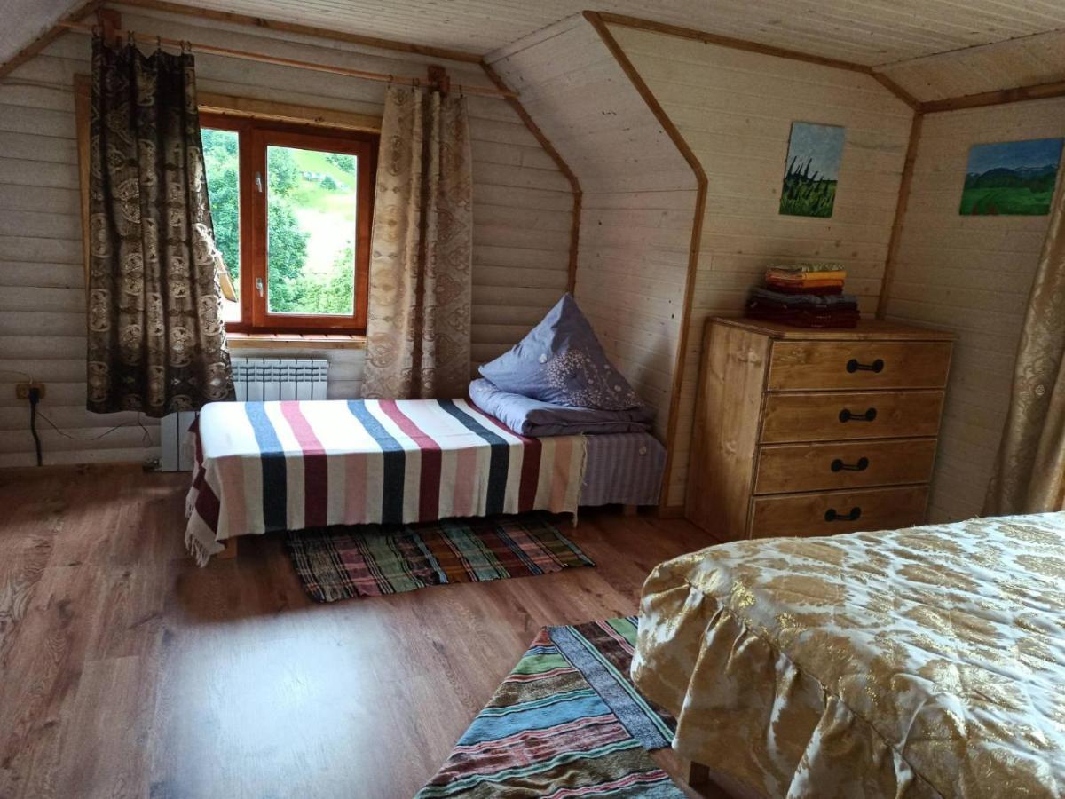 Верховинський Котедж Bukovets Ngoại thất bức ảnh
